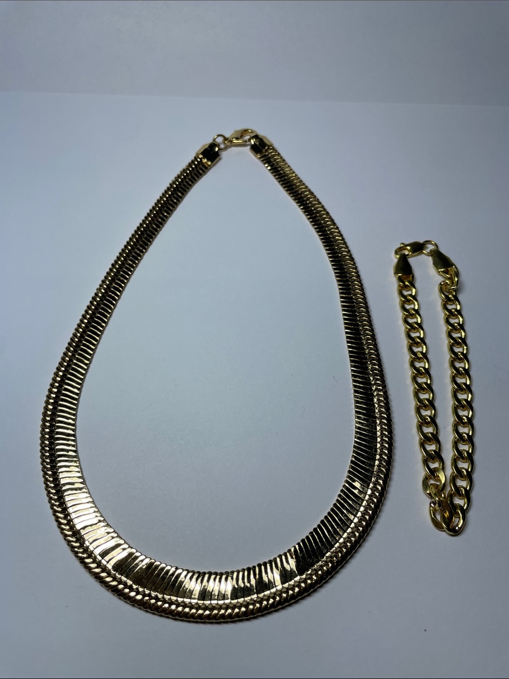 Gold Herringbone Collar Necklace and Chain Bracelet Fashion Jewelry